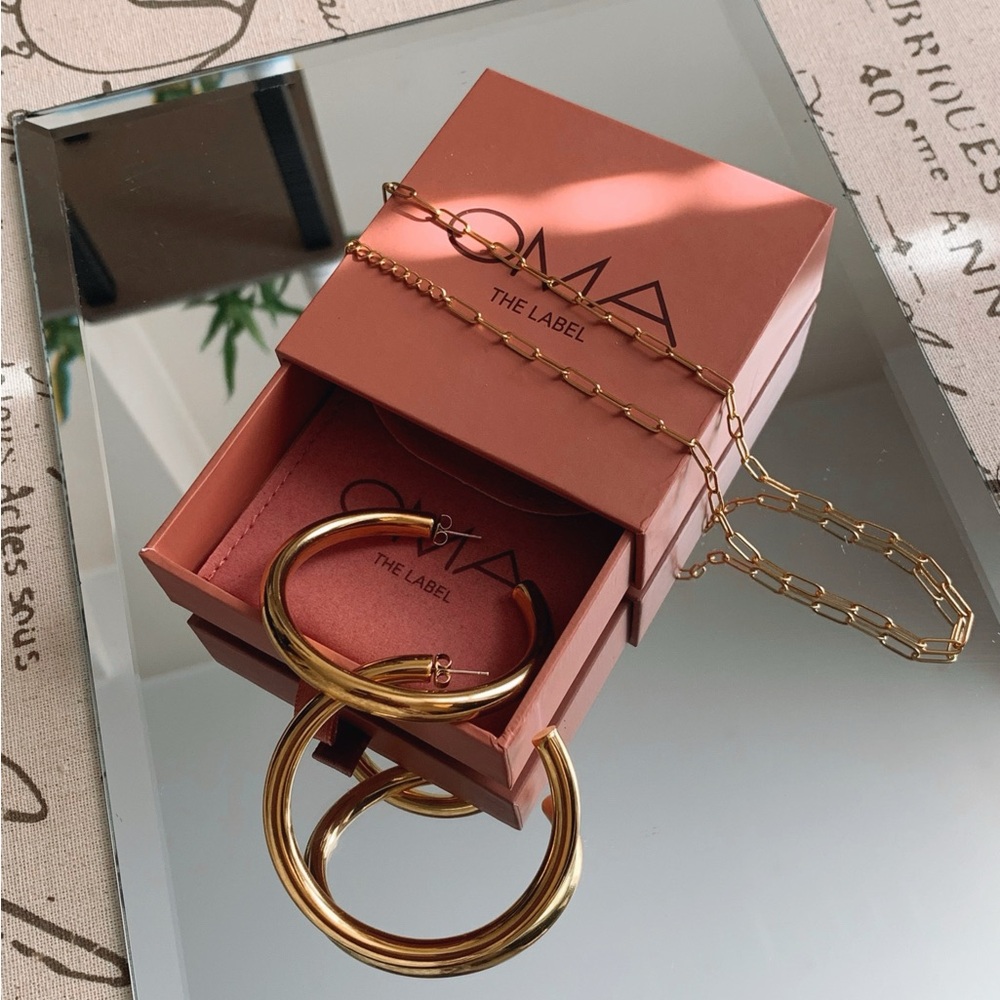 Oma the Label ‘The Liv Hoops’ Gold Earrings 60 MM